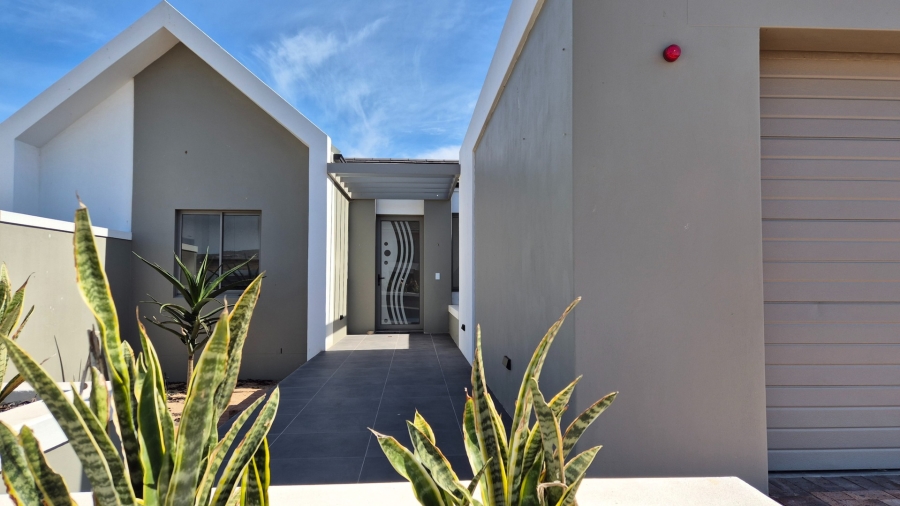 3 Bedroom Property for Sale in Langebaan Country Estate Western Cape